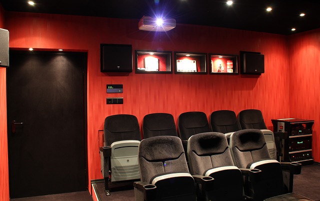 7 Lighting Tips For Your Home Theater, Theater Room Light Fixtures